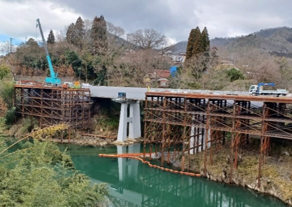 ダウンザホールハンマ工法のイメージ画像