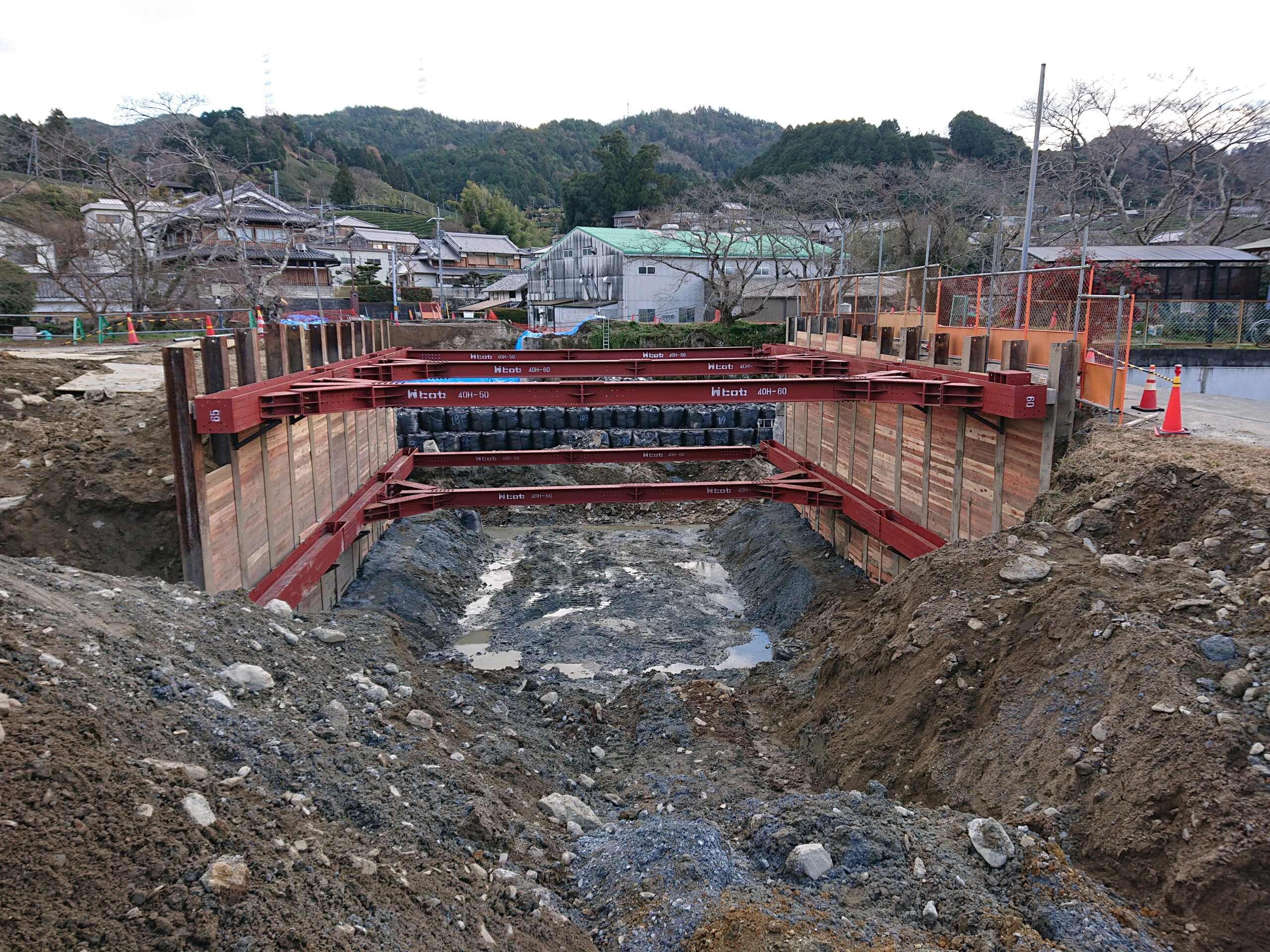 町道鷲峰山線祝橋下部工（A1）工事